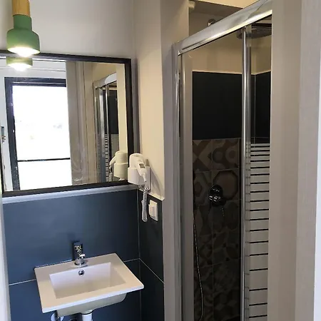 Bikini Apartment *