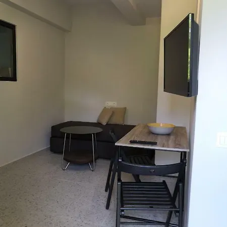 Bikini Apartment *