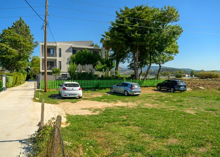 Bikini Daire Kariótai